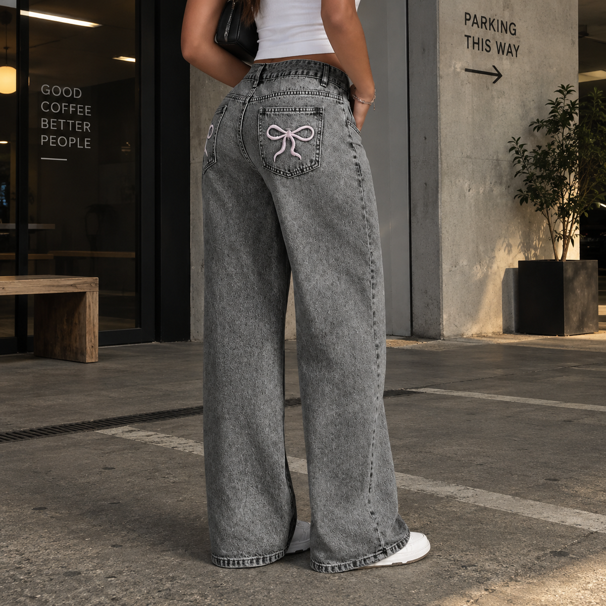 PANTALÓN SELENE DE TIRO ALTO CON LAZO en color Gris — Noembre