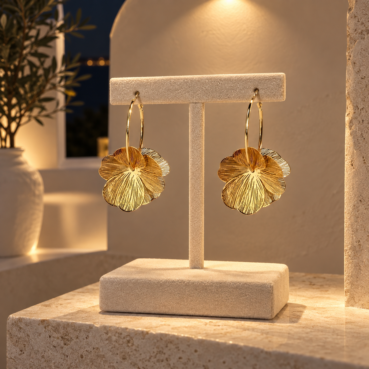 PENDIENTES DE ARO FLORA DORADOS en color Plata 04 — Noembre