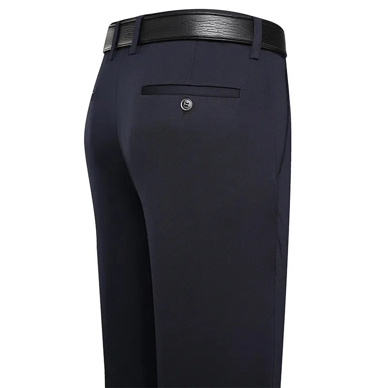 PANTALÓN DE VESTIR ELIO en color Gris claro — Noembre