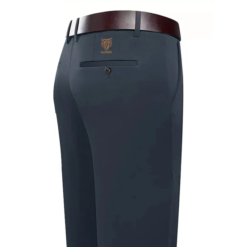 PANTALÓN DE VESTIR MILO en color Negro — Noembre