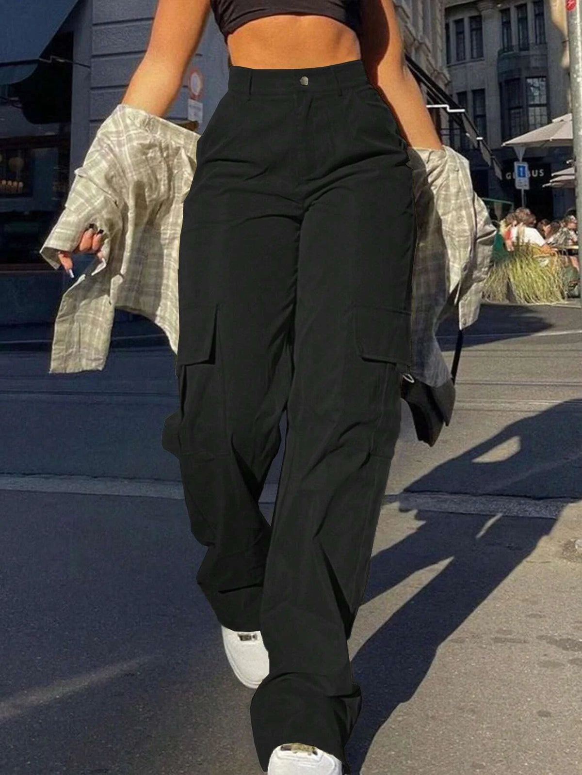 PANTALÓN CARGO ZOE DE TIRO ALTO