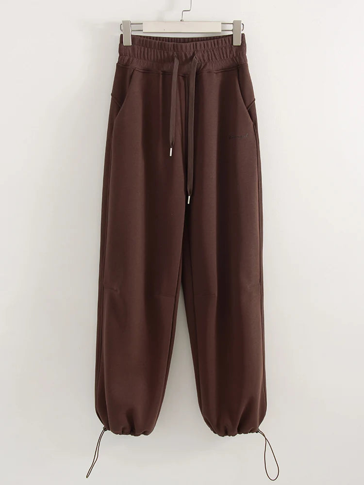 CONJUNTO SENA DE SUDADERA Y PANTALÓN