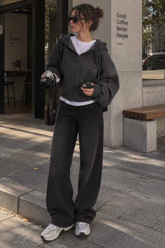 SUDADERA VEGA CON CREMALLERA en color Negro — Noembre
