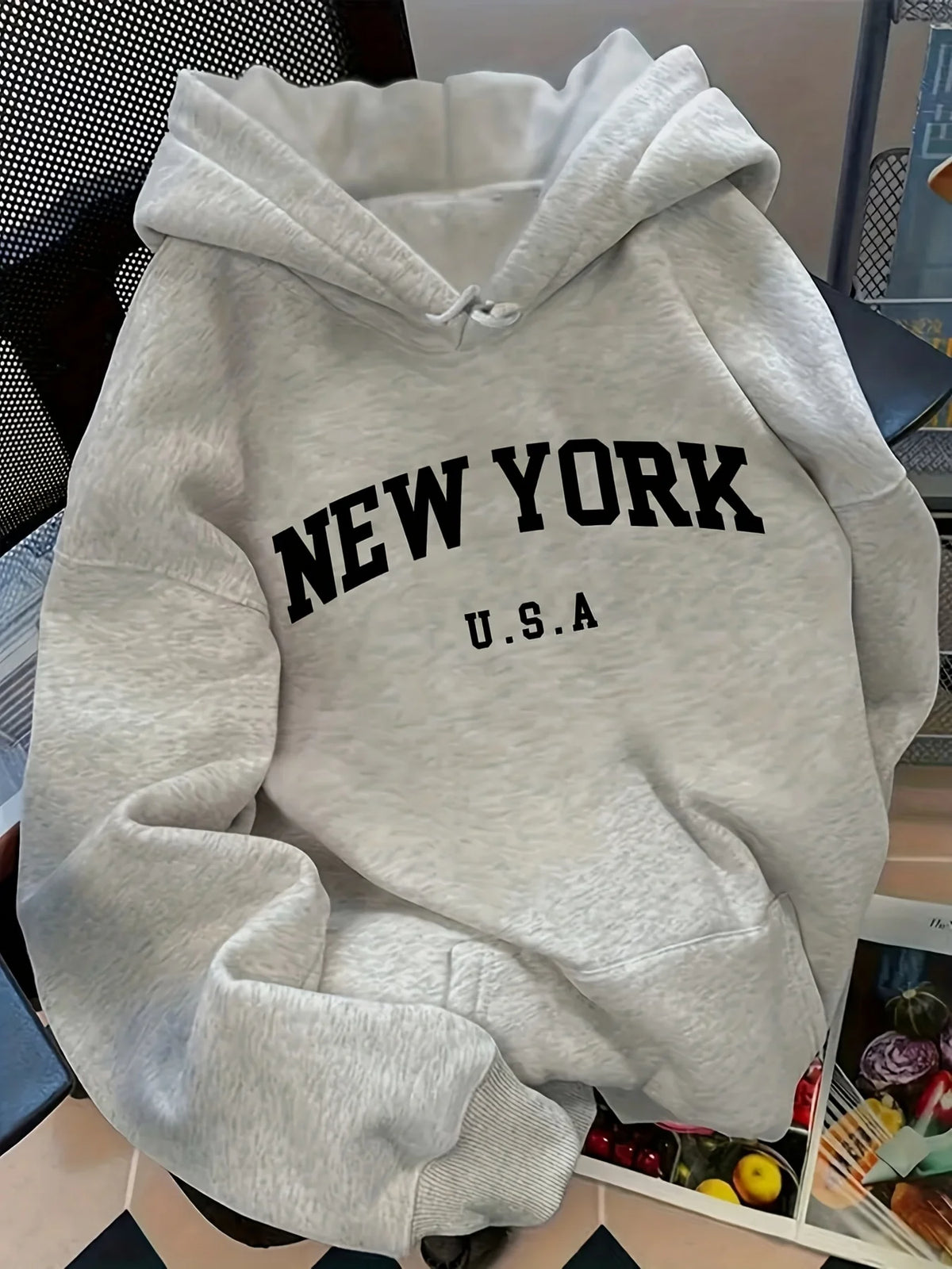 SUDADERA MIKA CON ESTAMPADO