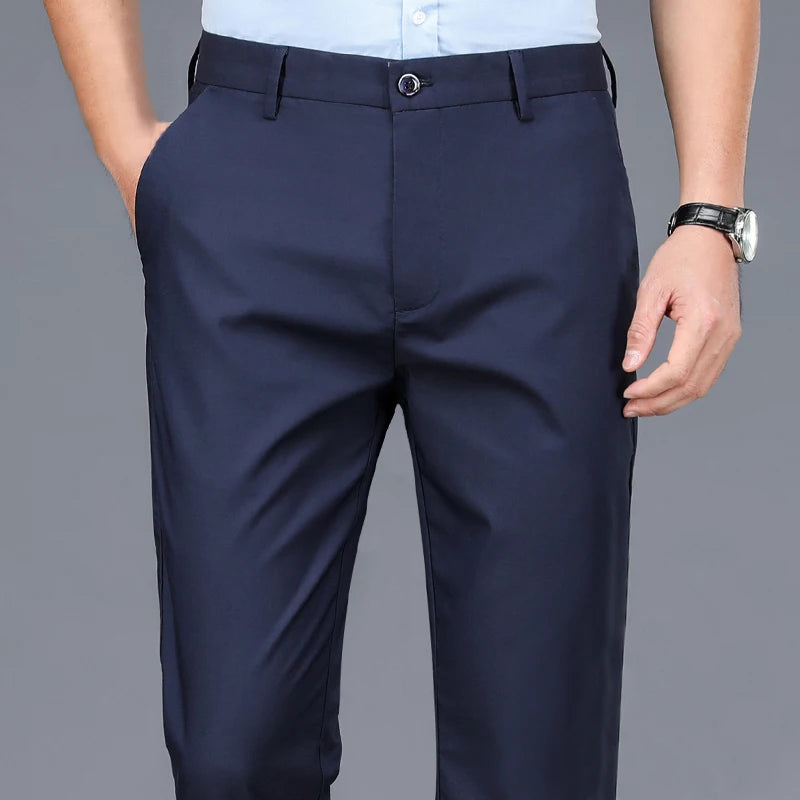 PANTALÓN DE VESTIR RENZO en color Negro — Noembre